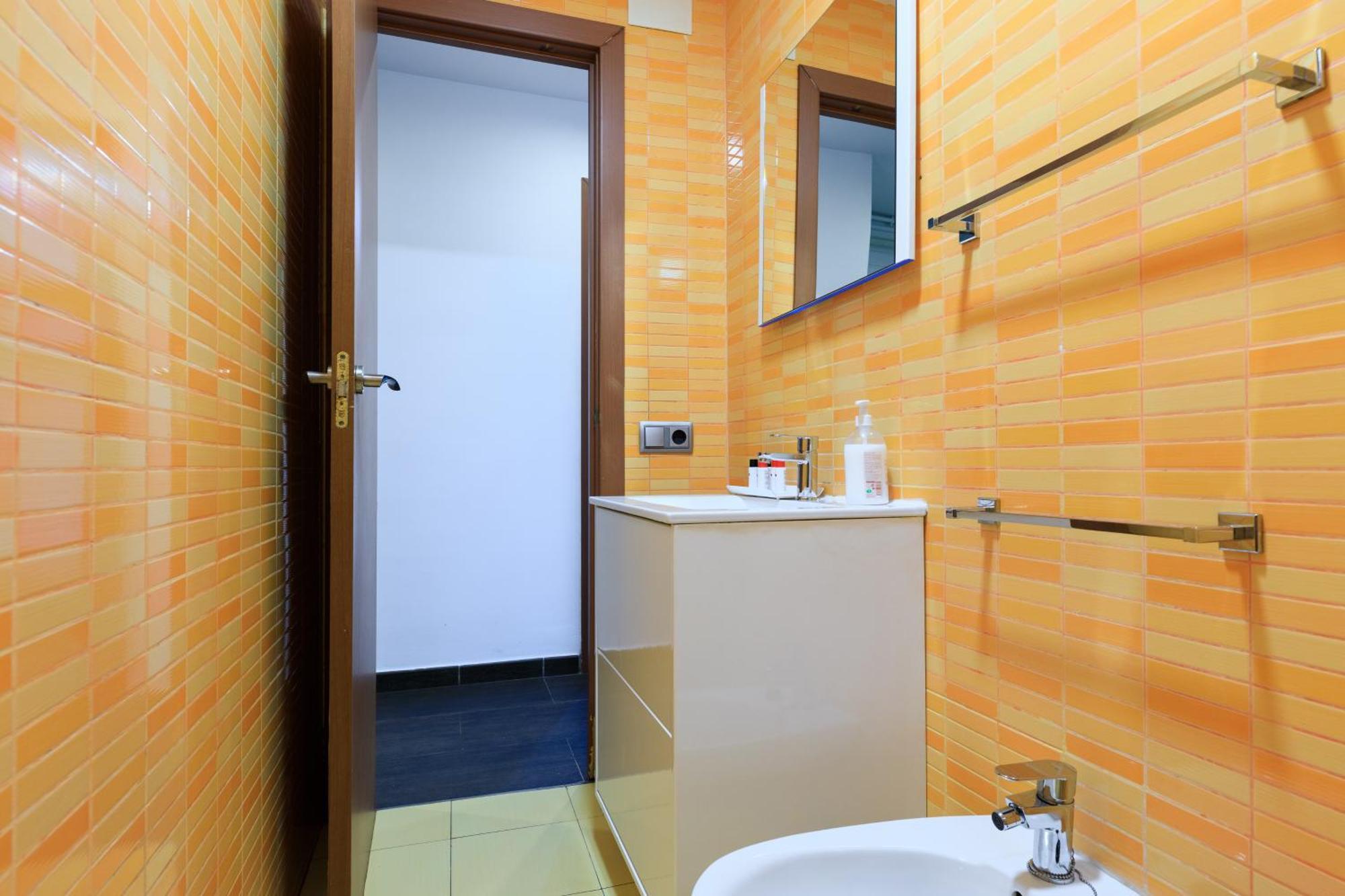 Housalia Corsega - Apartment 3 Bedrooms Next To Sagrada Familia Barcelona Exterior photo